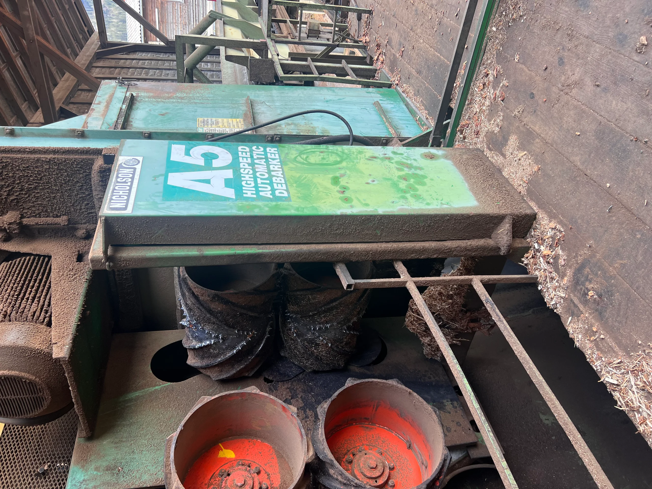 Rundholz Sortieranlage mit Entrindung - Bild 3